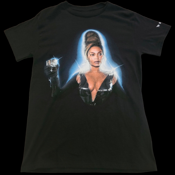 Beyeoncè Black Graphic T-Shirt with Iconic Print "Im That Girl" - Picture 1 of 3